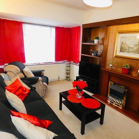 Spacious 3 Bed House With Parking & Good Transport South Norwood Eksteriør bilde