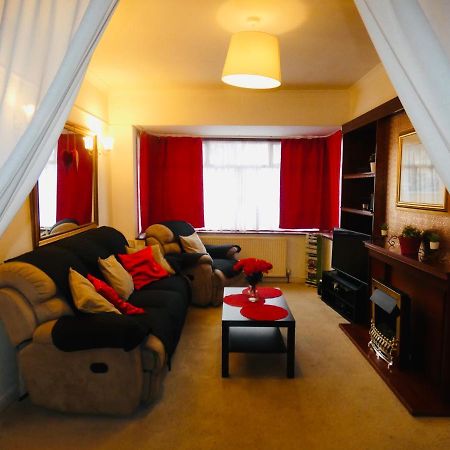 Spacious 3 Bed House With Parking & Good Transport South Norwood Eksteriør bilde