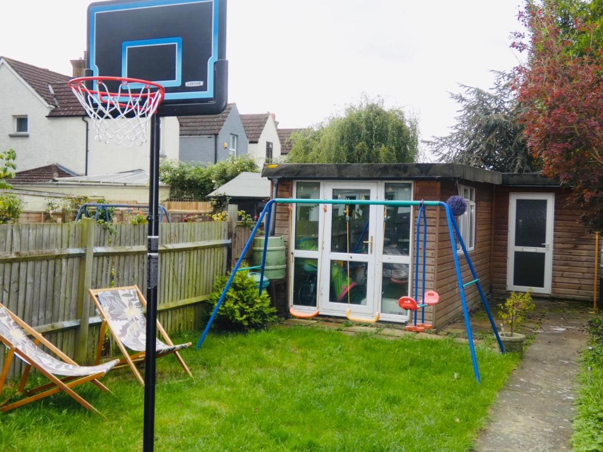 Spacious 3 Bed House With Parking & Good Transport South Norwood Eksteriør bilde