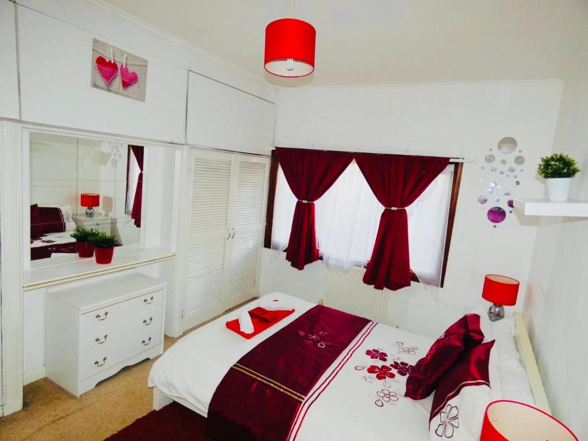 Spacious 3 Bed House With Parking & Good Transport South Norwood Eksteriør bilde