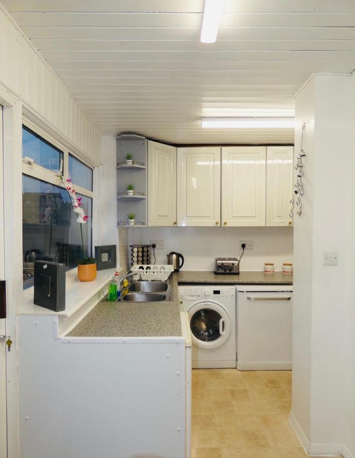 Spacious 3 Bed House With Parking & Good Transport South Norwood Eksteriør bilde